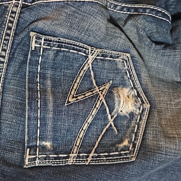 BKE Stella Denim Capri sz 29 Blue Distressed Pre-owned - Picture 7 of 14